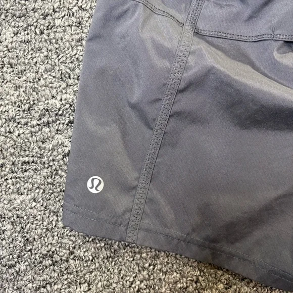Lululemon Women’s Running Shorts Gray Size 6 Zipper Pocket - Picture 4 of 9